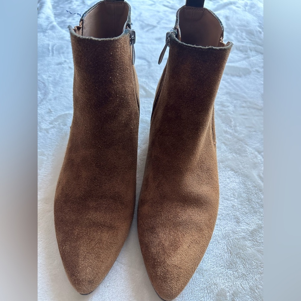Ankle boots